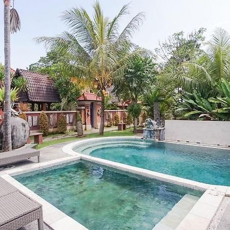 Nirmala Guest House Surf Керамас Экстерьер фото